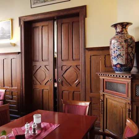 Hotel Restaurant & 3*