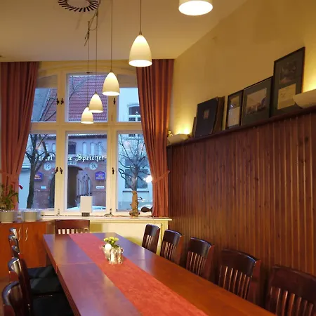 Hotel Restaurant & 3*